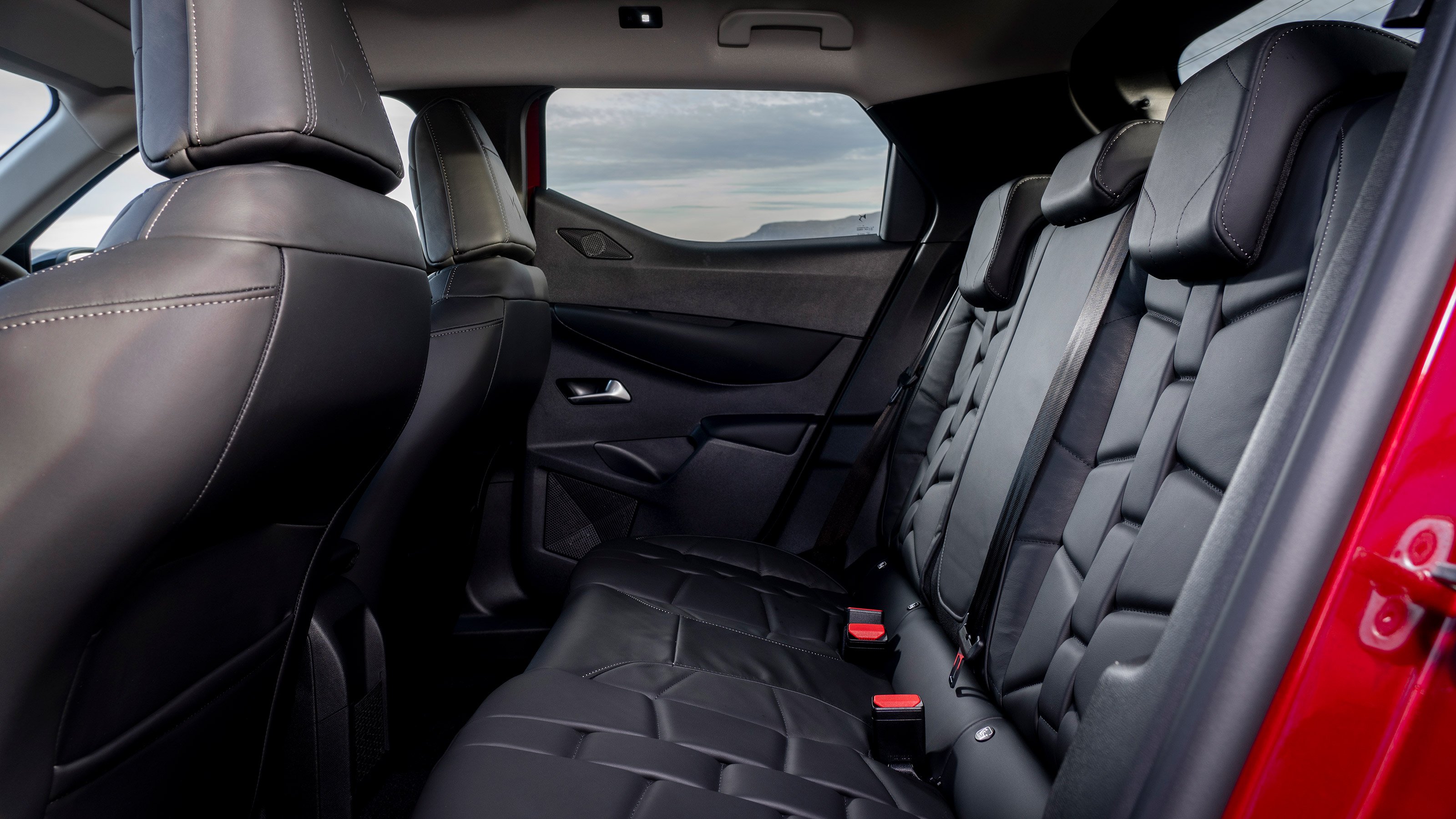 DS 3 E-Tense - rear seats