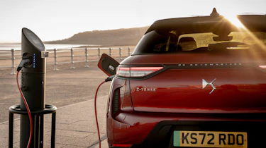DS 3 E-Tense - charging