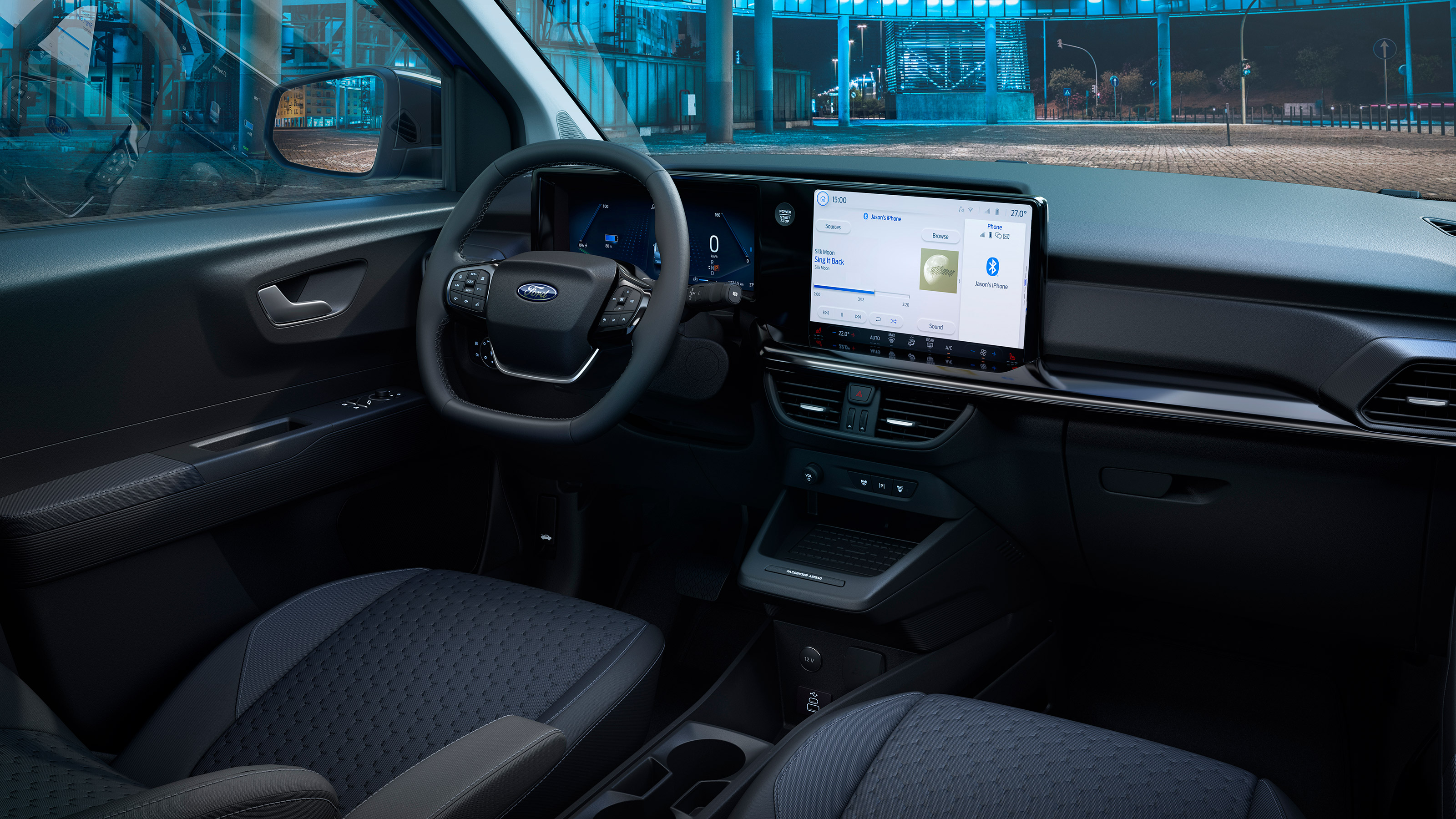 Ford E-Transit Courier - dash