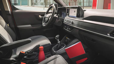 Ford E-Transit Courier - interior