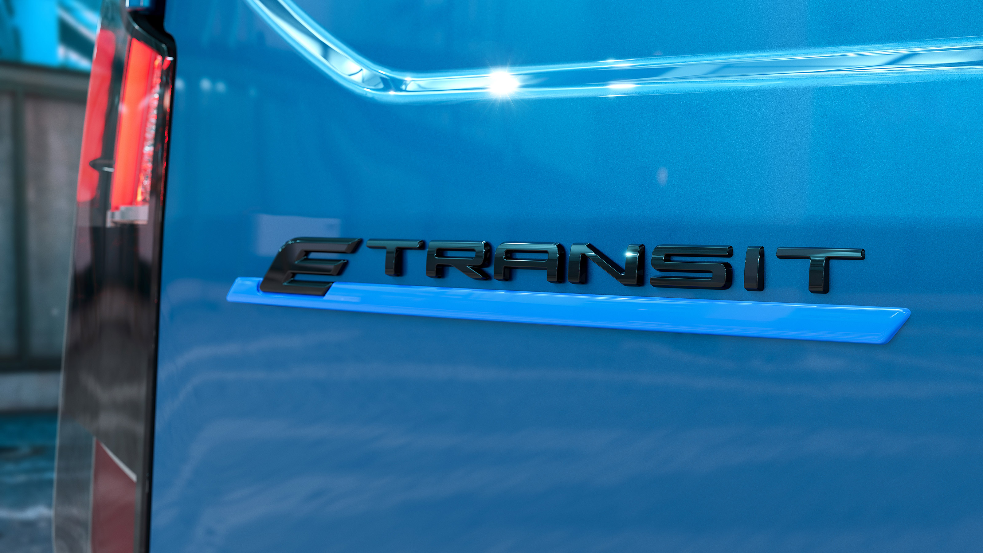 Ford E-Transit Courier - E-Transit badge