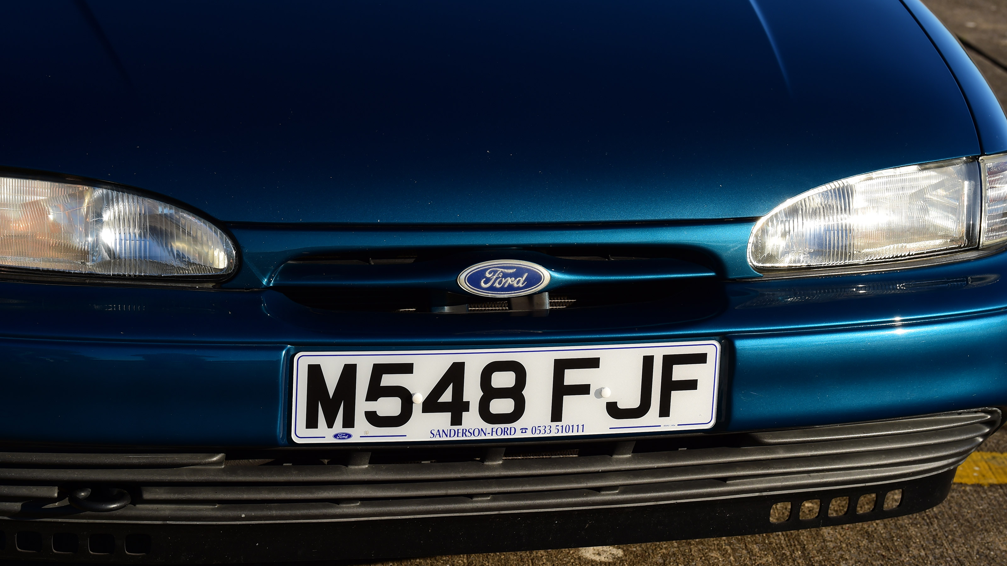 Ford Mondeo Mk1 icon - grille