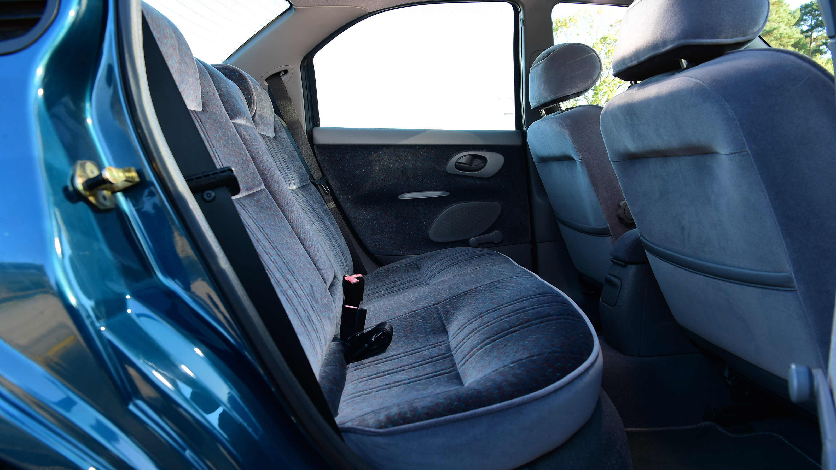 Ford Mondeo Mk1 icon - rear seats
