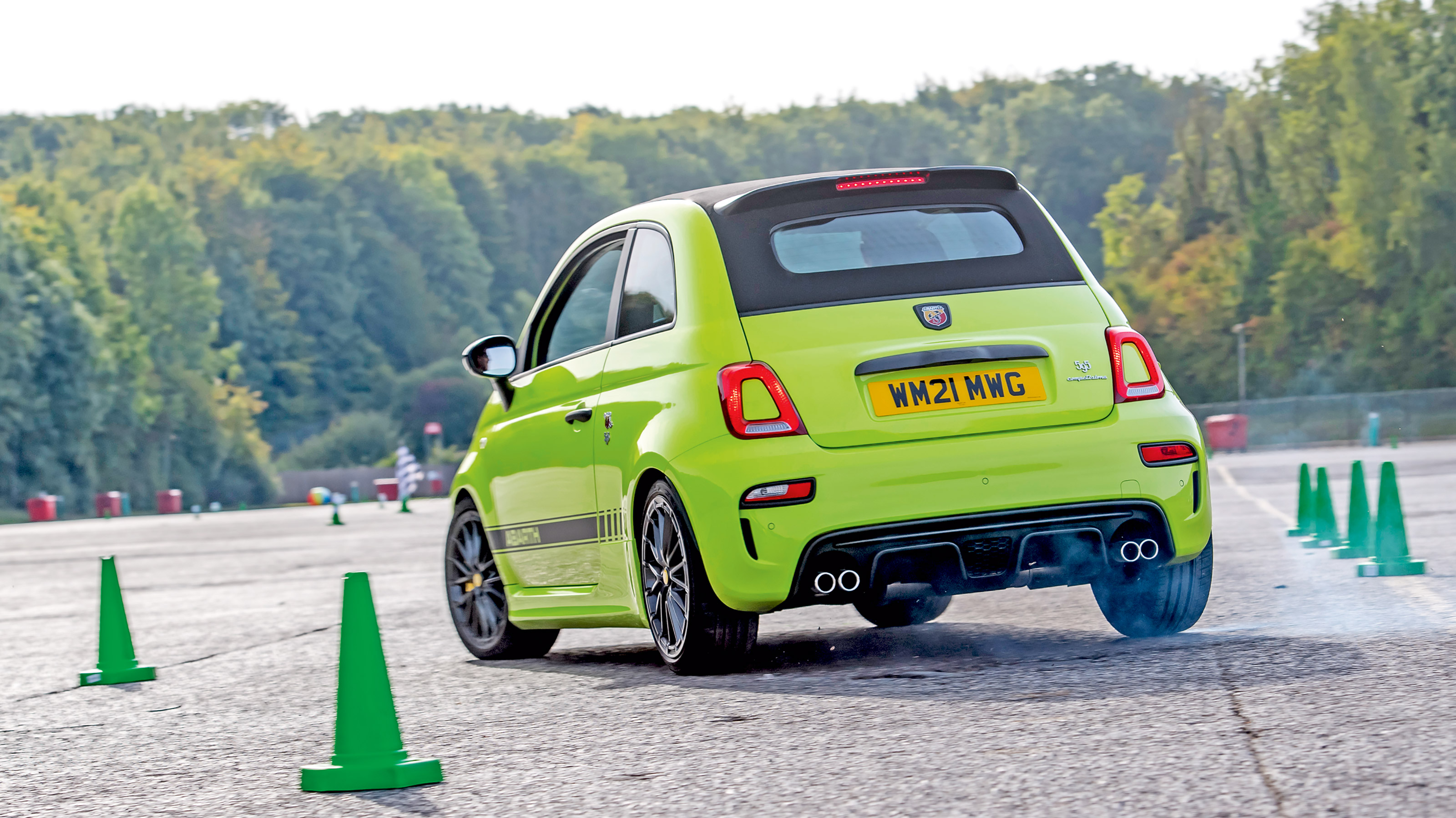 How to do a handbrake turn 9
