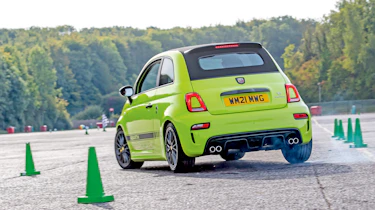 How to do a handbrake turn 9