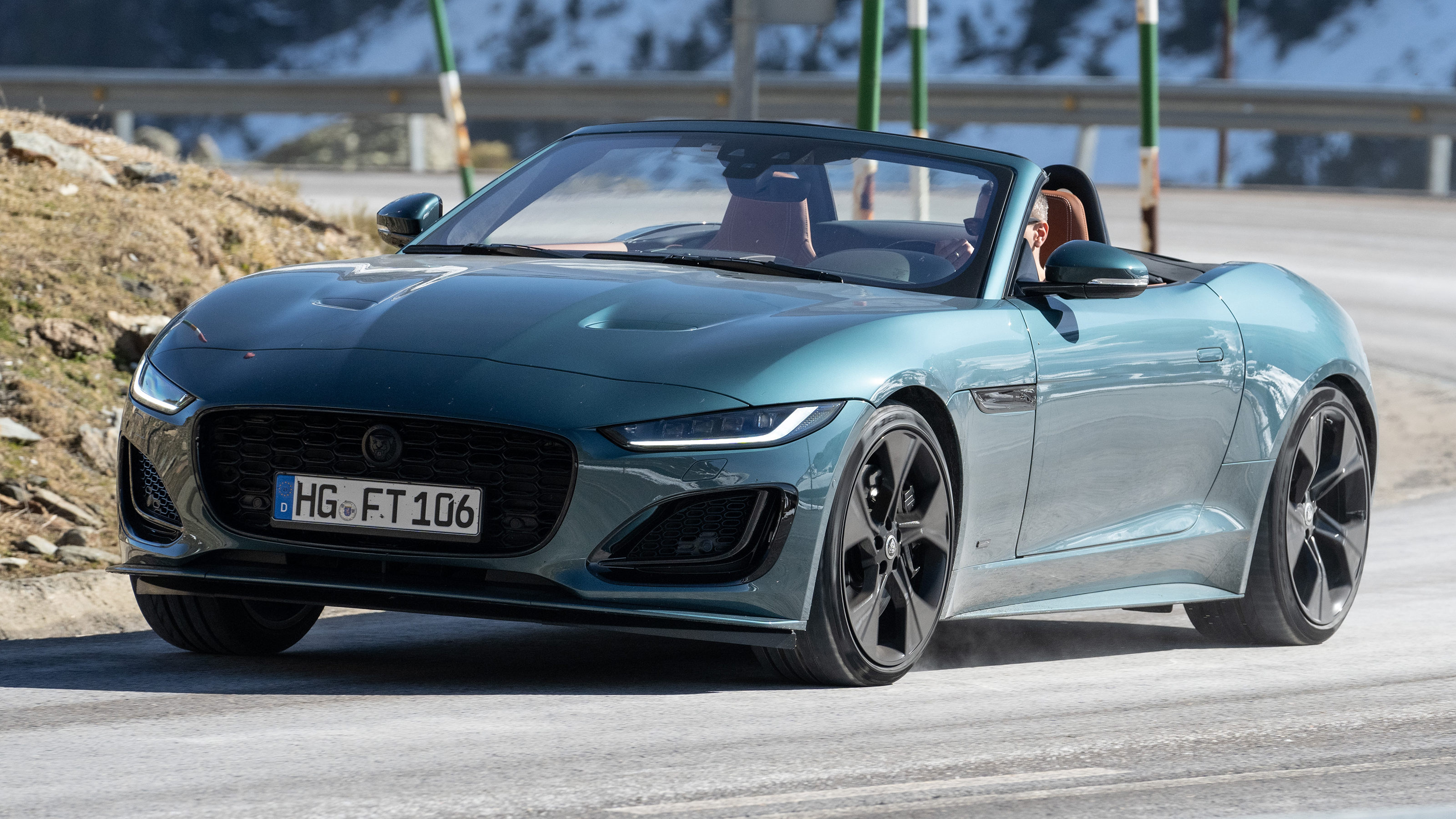 Jaguar F-Type P450 75 - front cornering