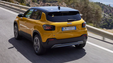 Jeep Avenger - rear tracking