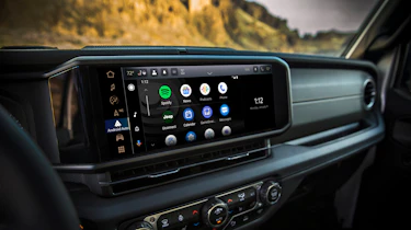 Jeep Wrangler facelift - screens