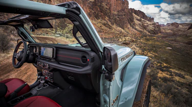 Jeep Wrangler facelift - interior