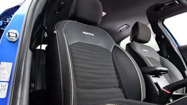 Kia Ceed - front seats