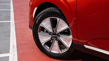 Kia Soul EV Urban - wheel