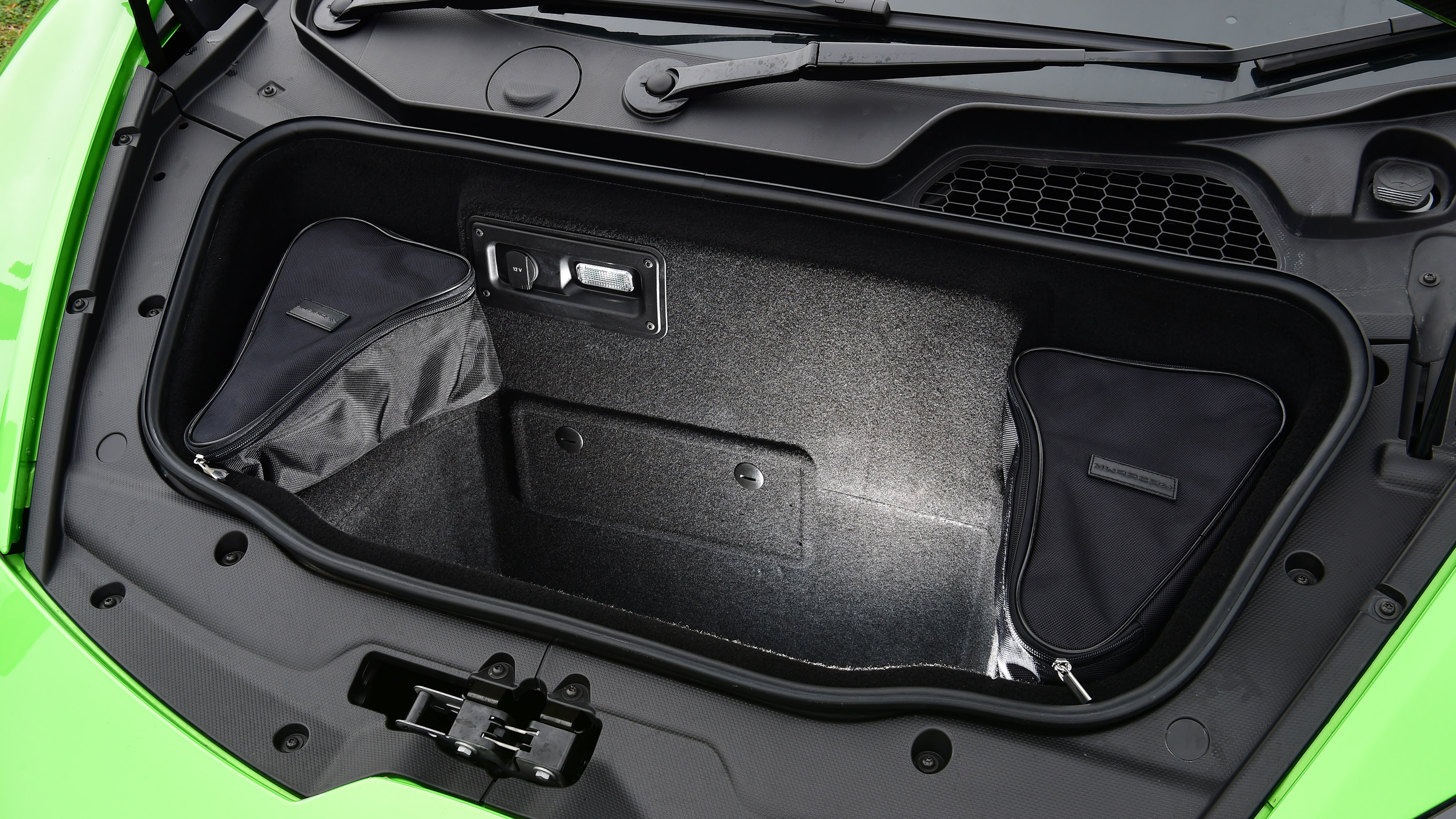 Lamborghini Huracan Tecnica - front storage