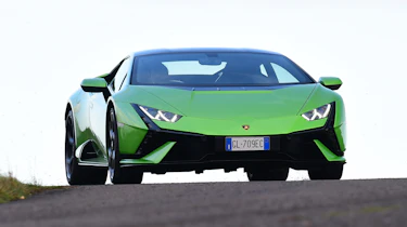 Lamborghini Huracan Tecnica - front cornering