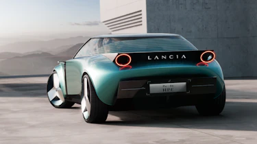 Lancia Pu+Ra HPE concept car rear