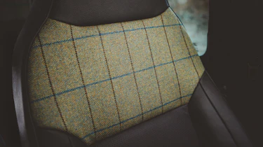 Land Rover Defender Works V8 Islay Edition - seat detail