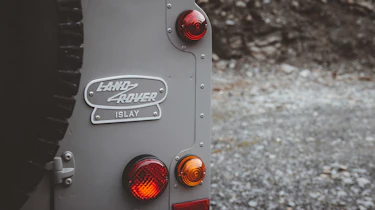 Land Rover Defender Works V8 Islay Edition - rear badge