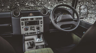 Land Rover Defender Works V8 Islay Edition - dash
