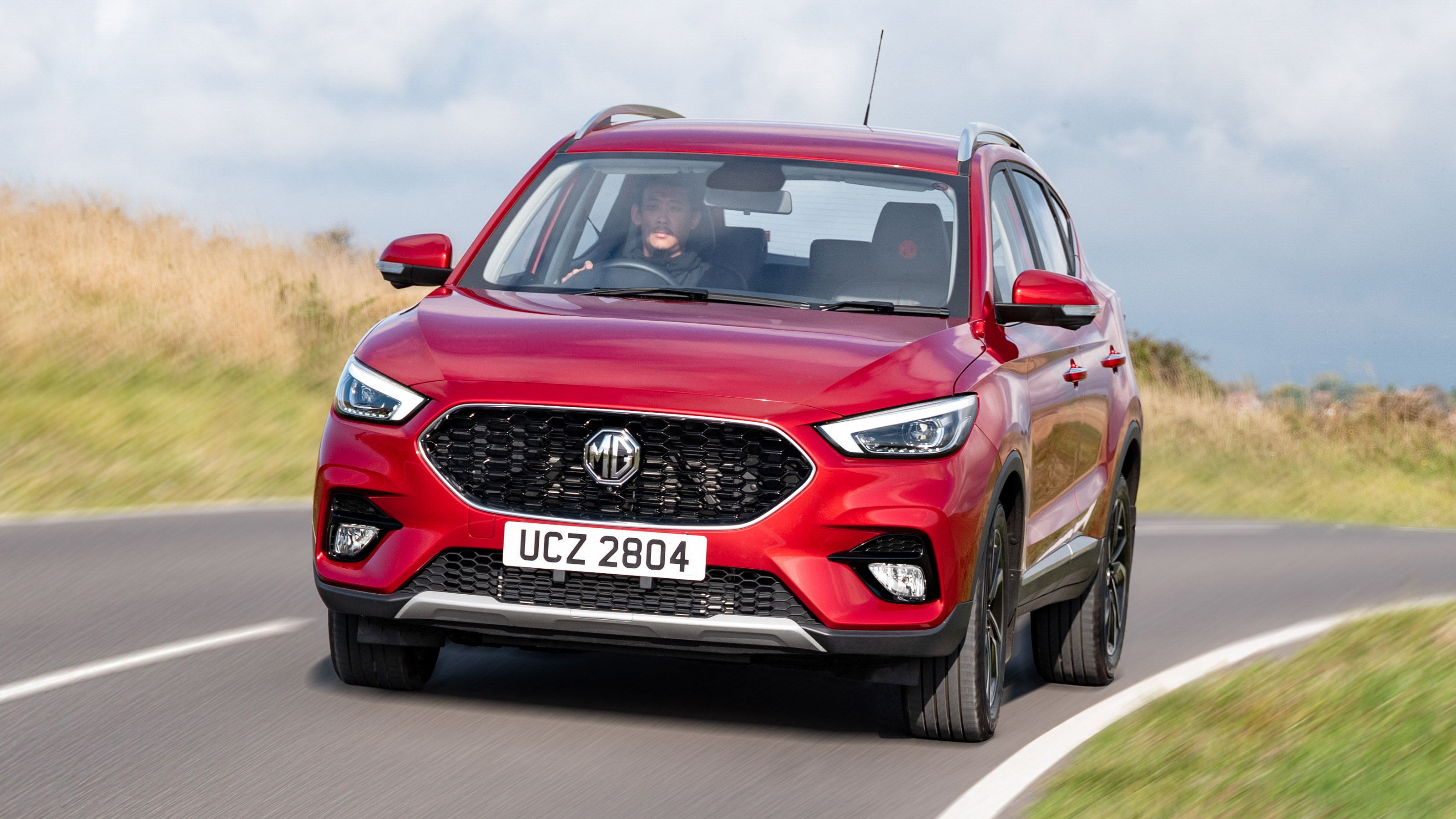 MG ZS - front cornering
