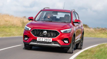 MG ZS - front cornering