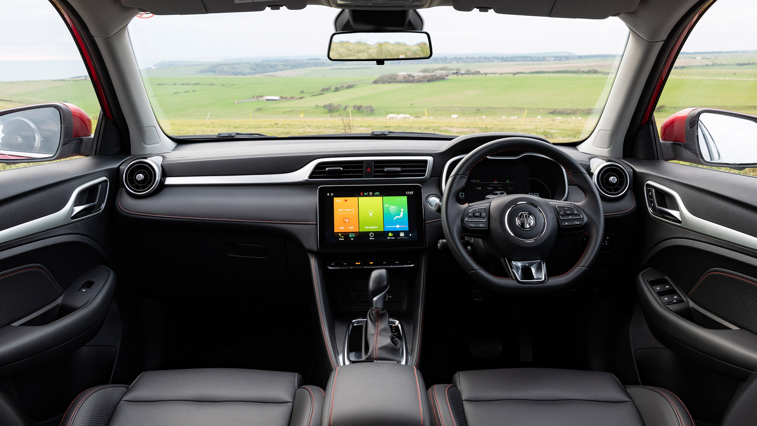 MG ZS - interior