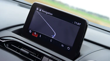 Mazda MX-5 RF - sat-nav