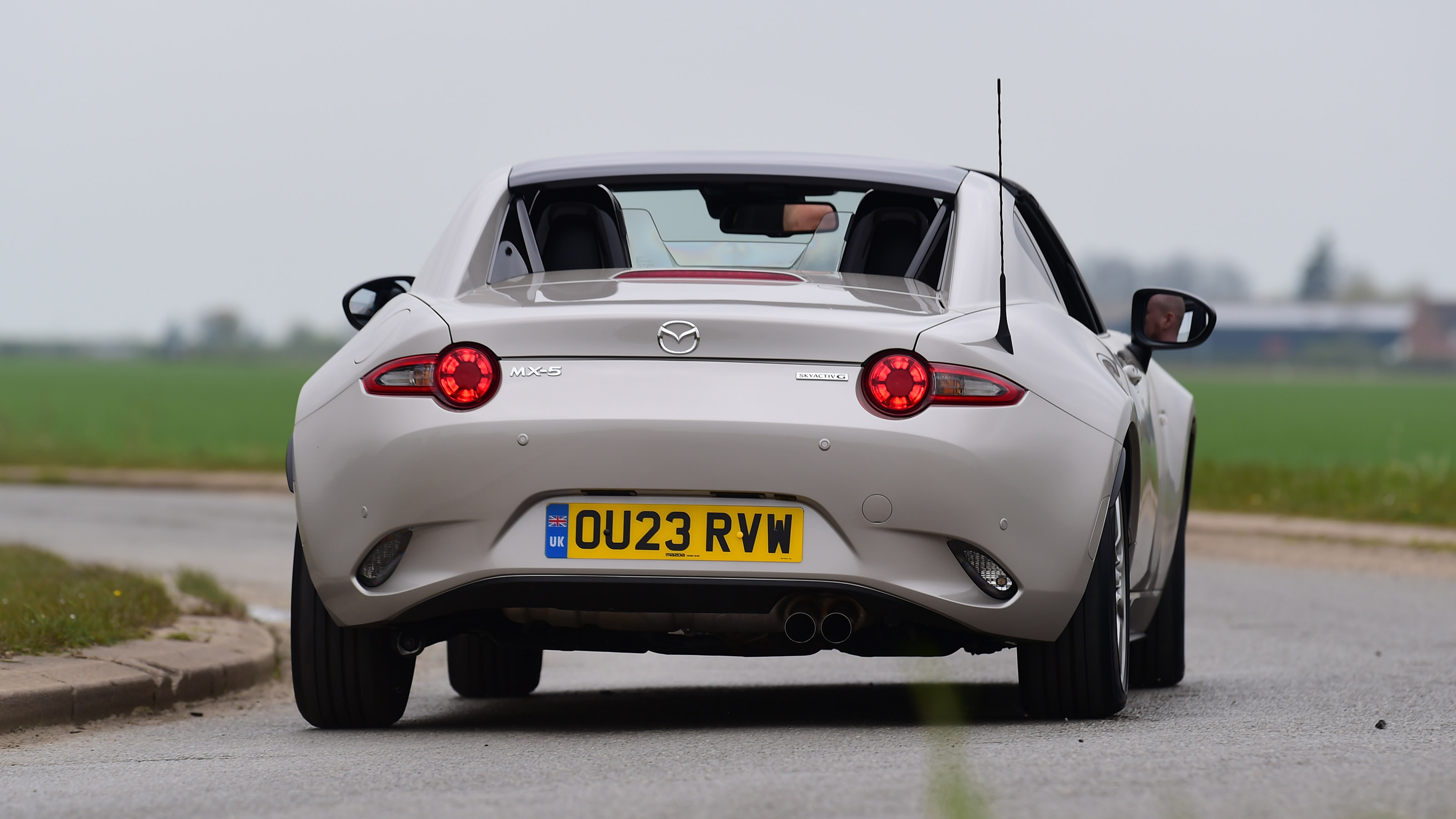 Mazda MX-5 RF - rear cornering