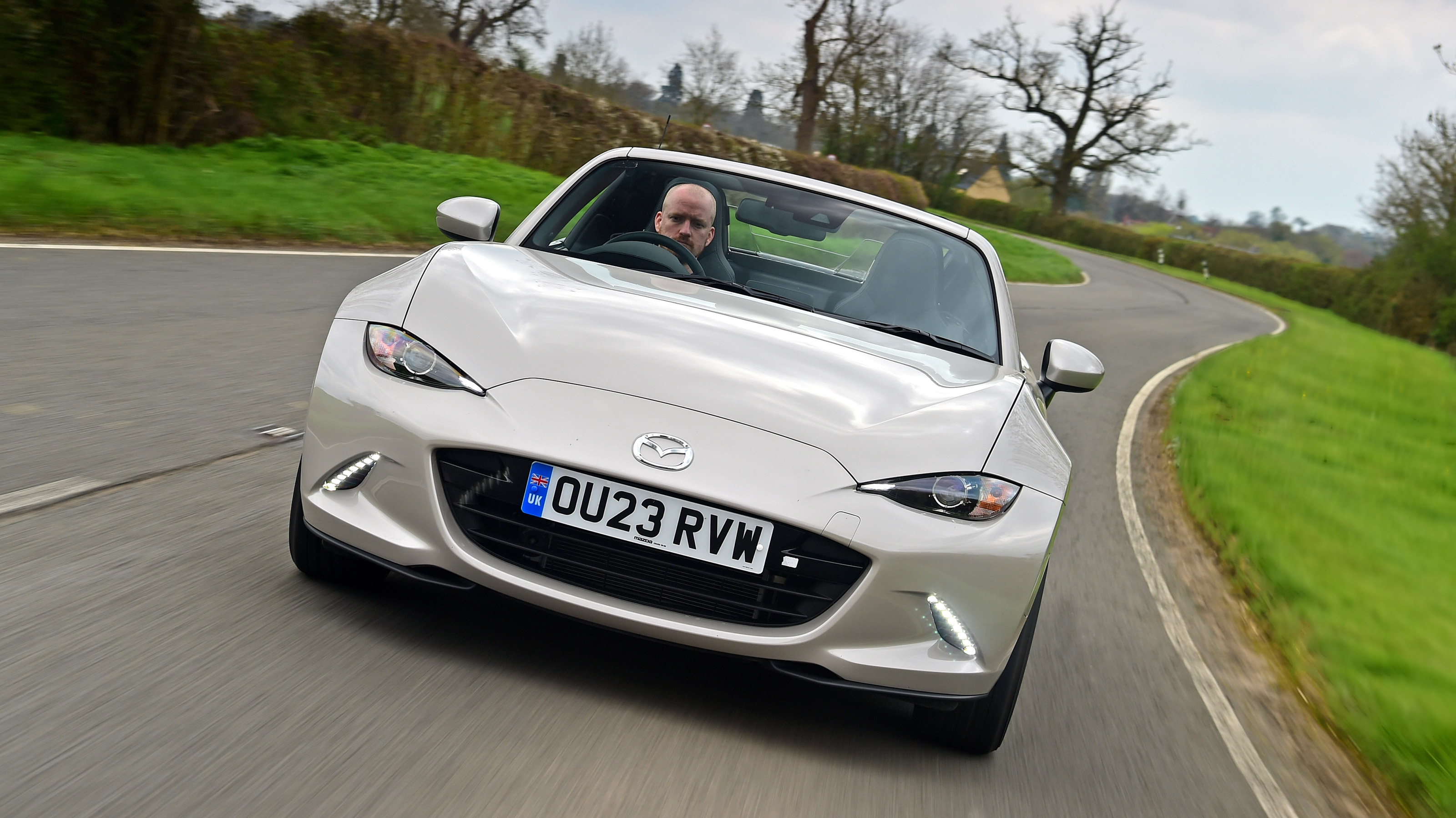 Mazda MX-5 RF - full front