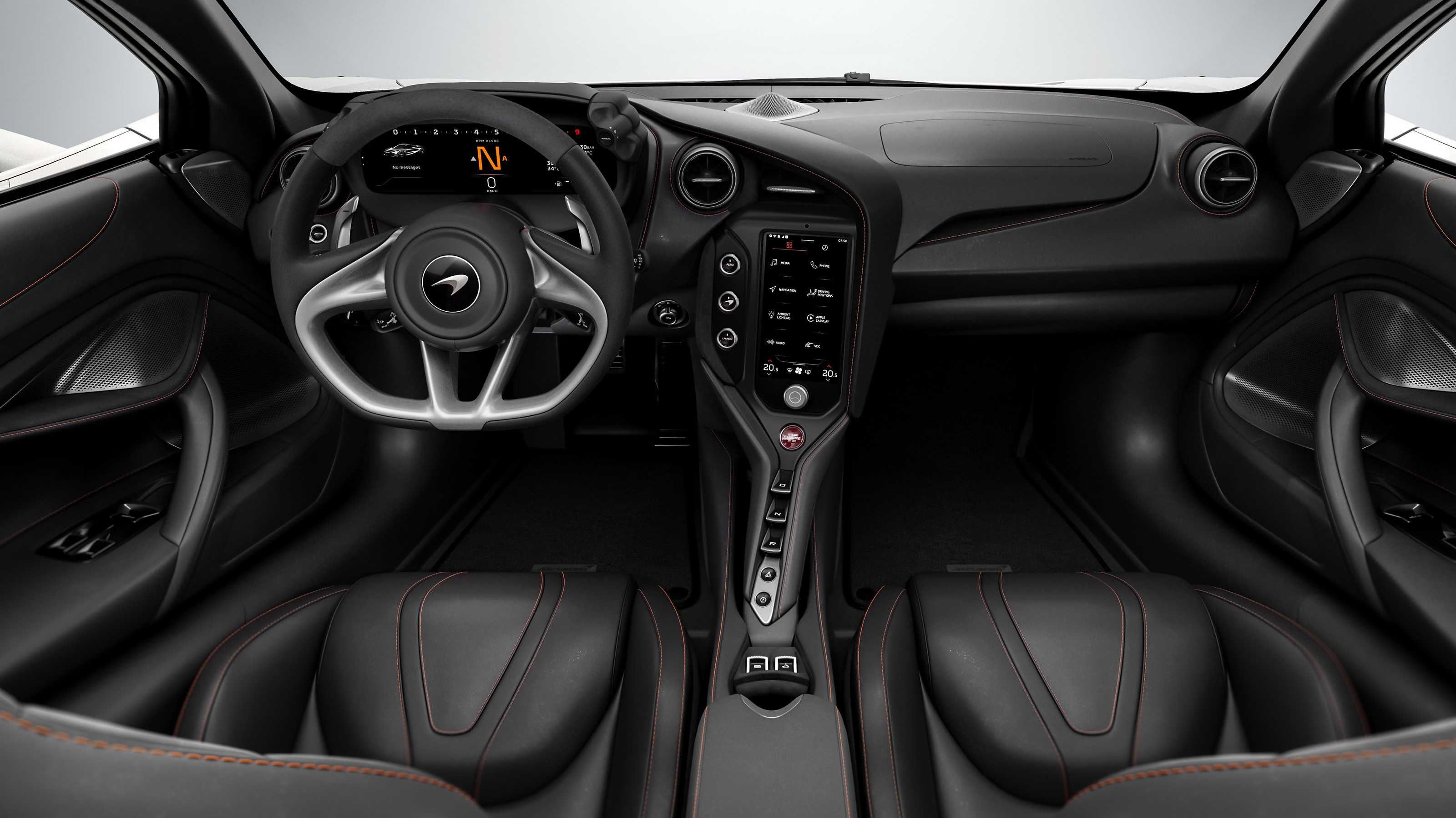 McLaren 750S - dash