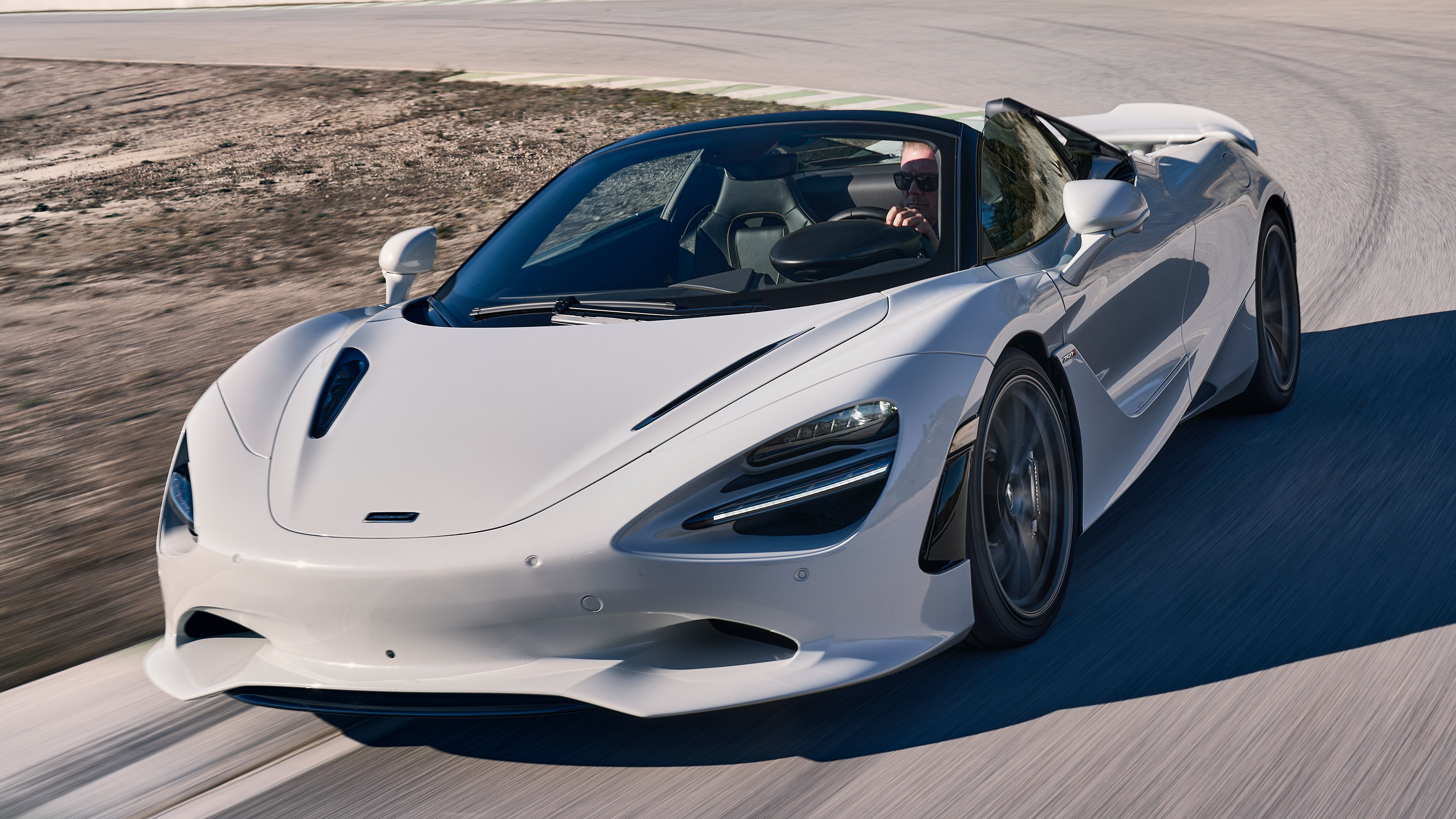 McLaren 750S Spider - front