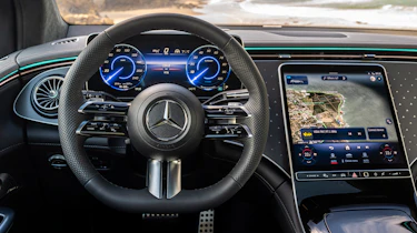Mercedes EQE SUV - interior