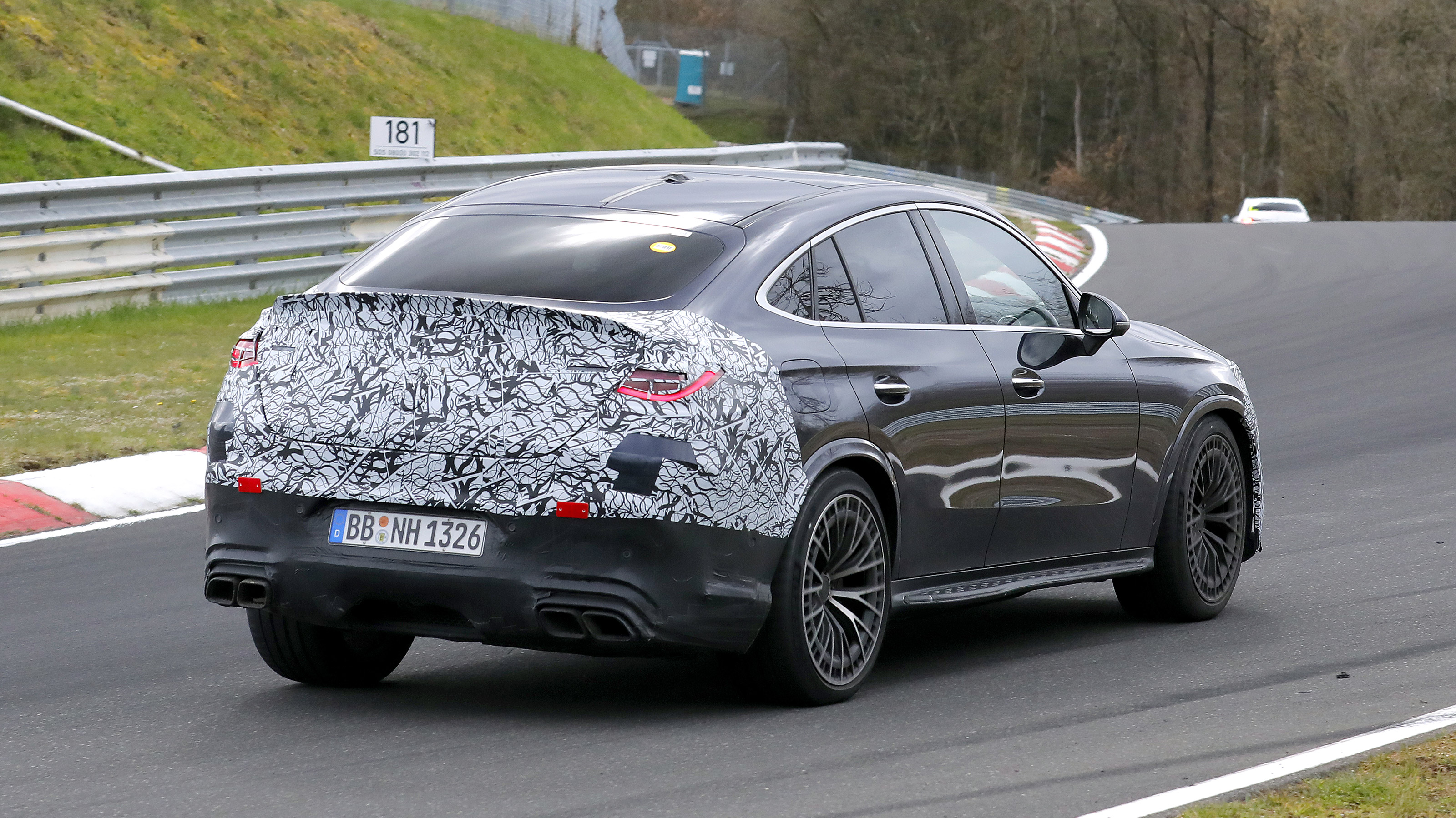 Mercedes-AMG GLC 63 spyshot 5