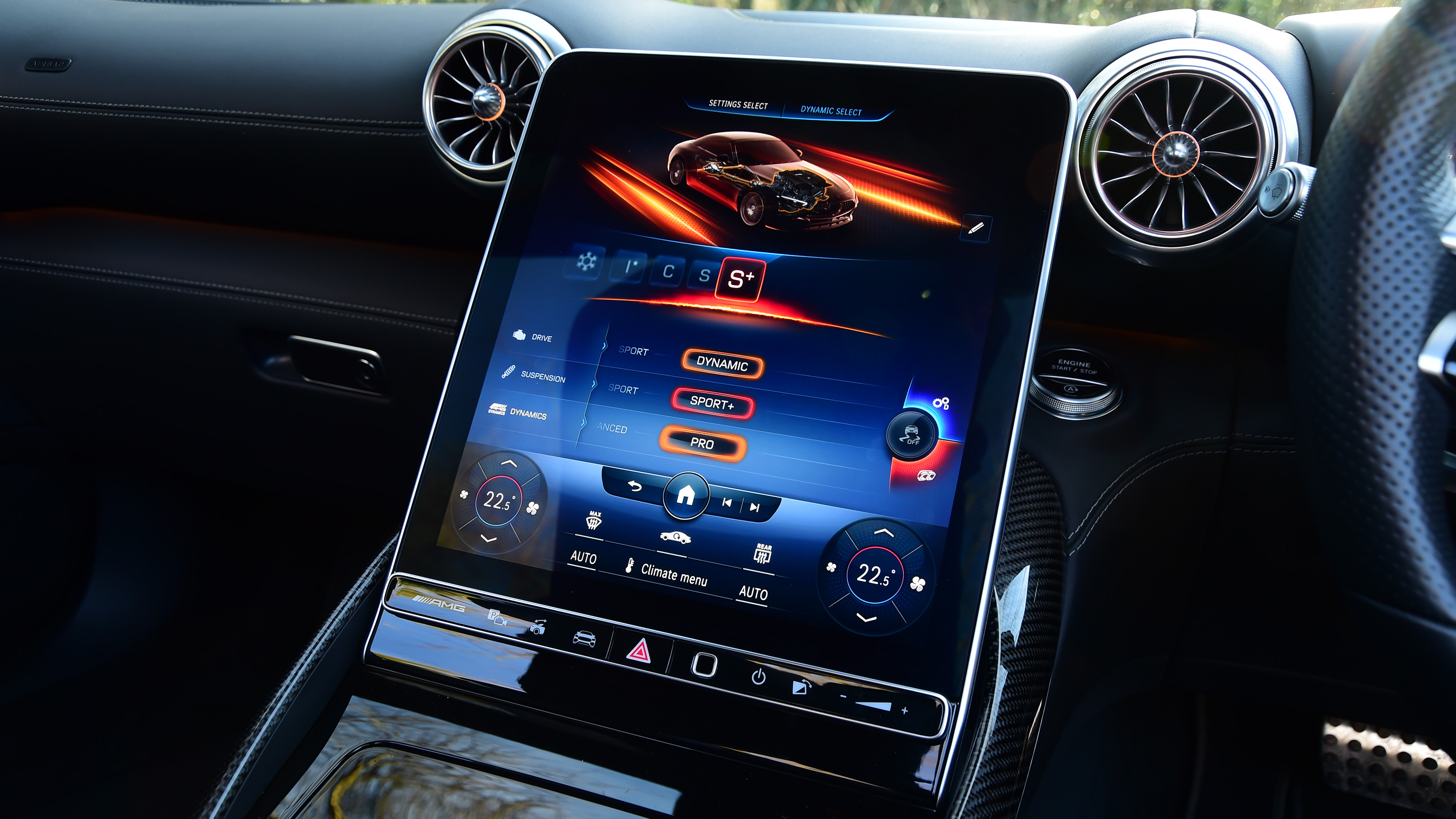 Mercedes-AMG SL 55 - touchscreen