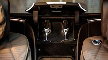 Mercedes-Maybach EQS SUV - champagne flutes