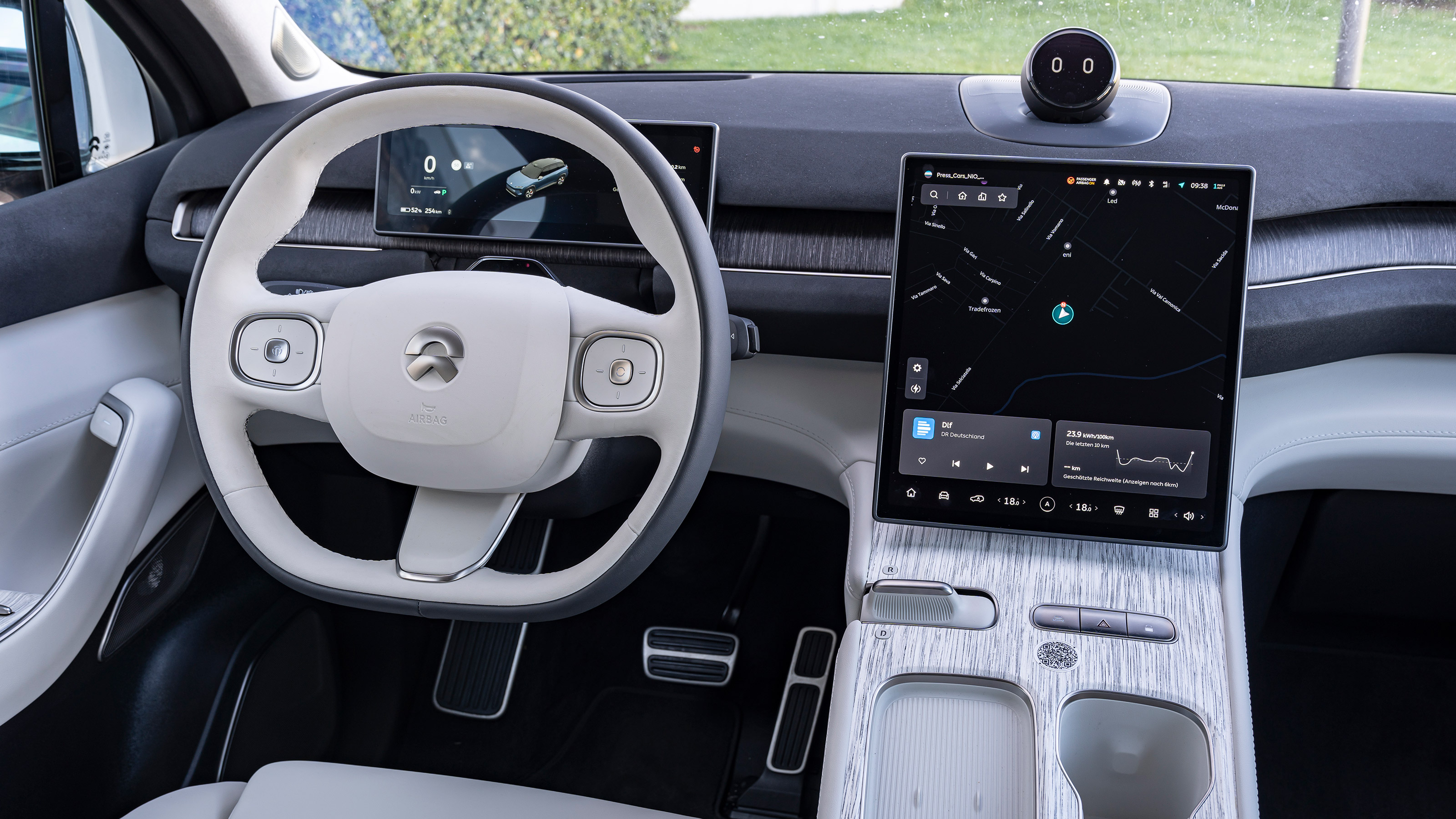 Nio EL7 - cabin