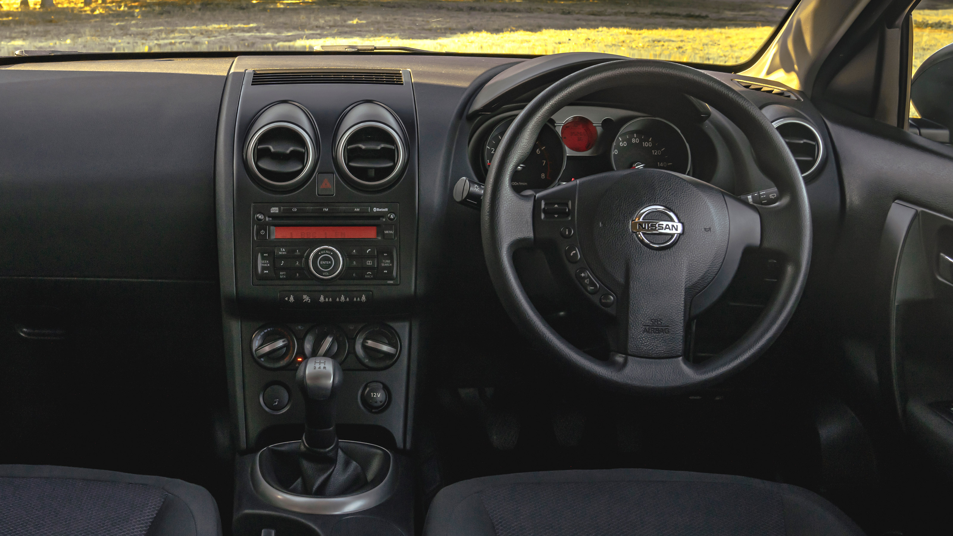 Nissan Qashqai Mk1 - dash