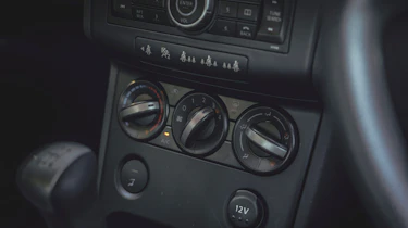Nissan Qashqai Mk1 - controls