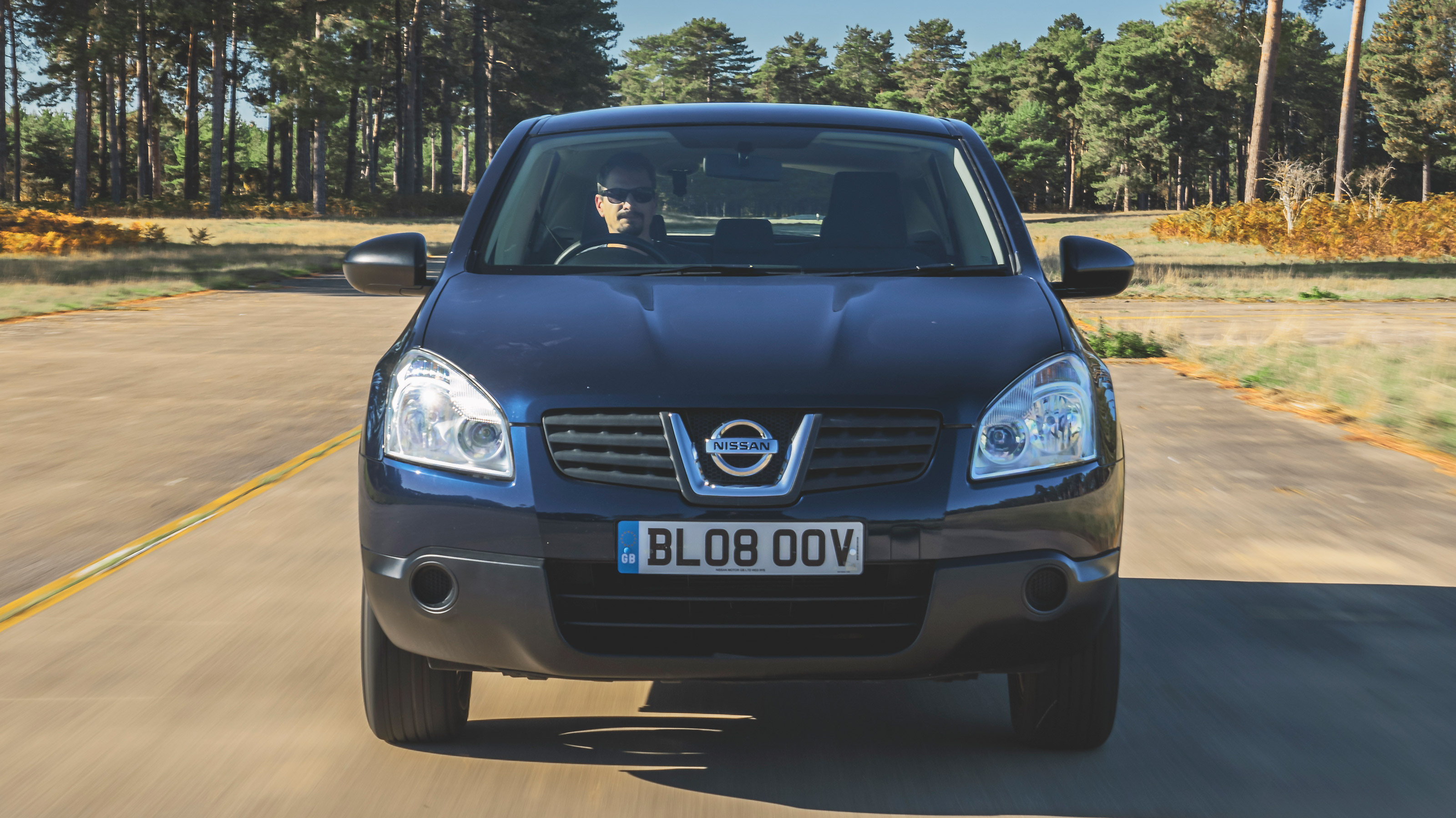 Nissan Qashqai Mk1 - full front