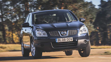 Nissan Qashqai Mk1 - front action