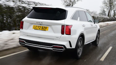 Kia Sorento - rear tracking