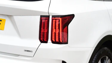 Kia Sorento - tail light