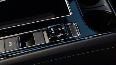 Skoda Enyaq iV - gear selector