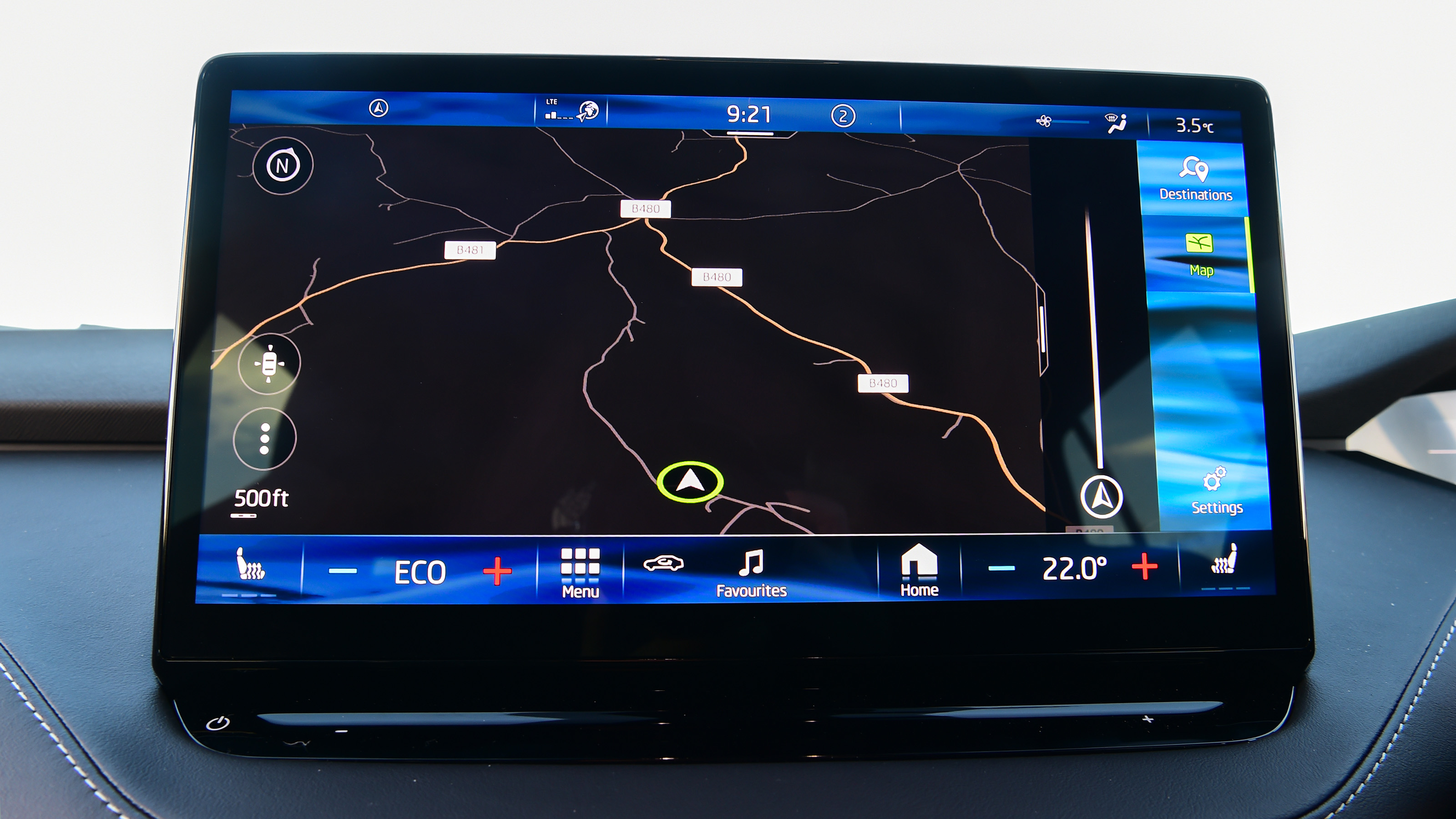 Skoda Enyaq iV - touchscreen