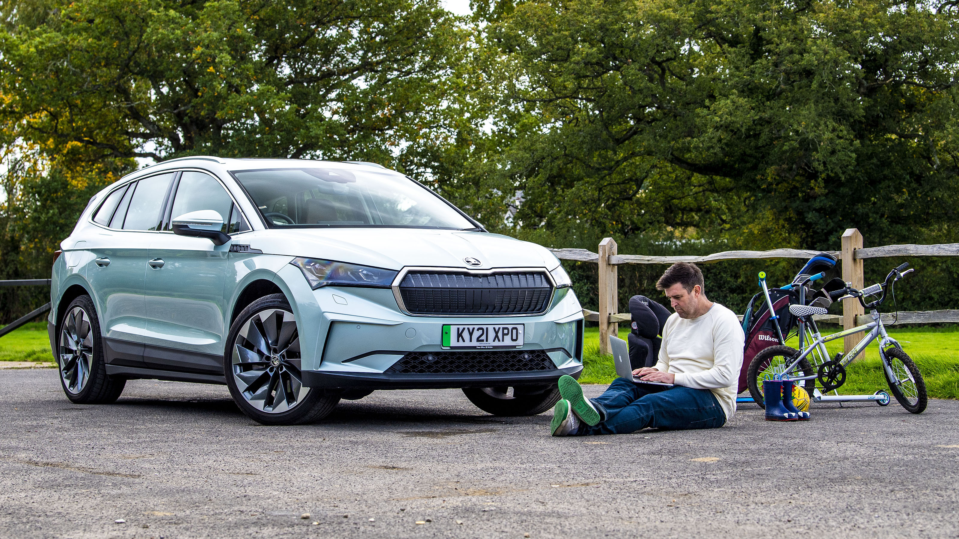 Skoda Enyaq iV 80 long termer - static