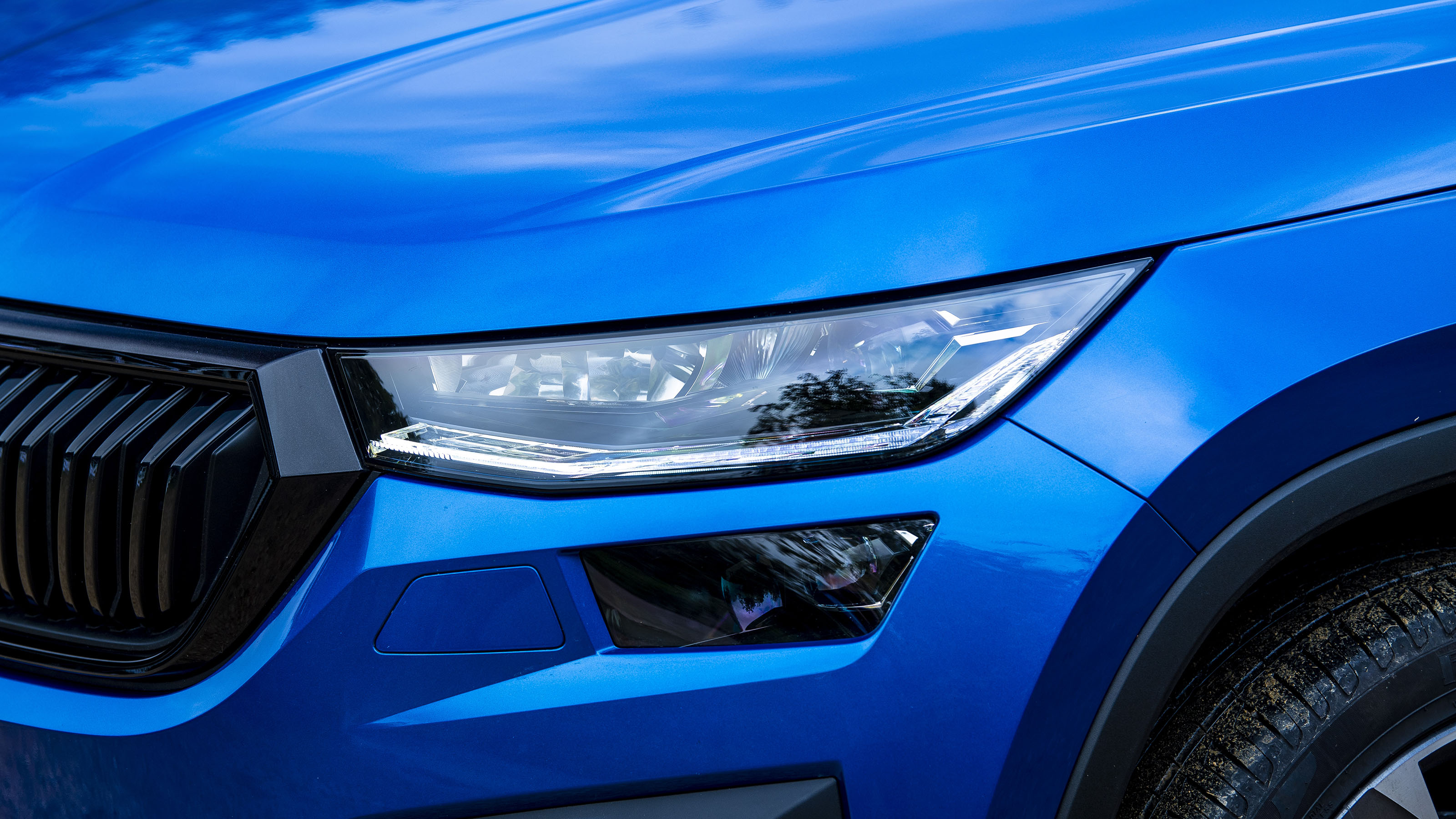 Skoda Kodiaq SportLine - headlights