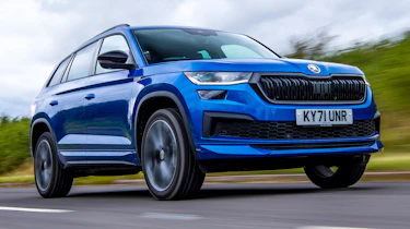 Skoda Kodiaq SportLine - front tracking