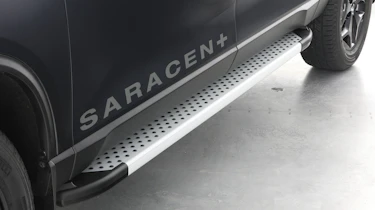 Ssangyong Musso Saracen+ - step