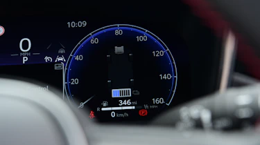 Toyota Corolla - dashboard screen (dials)