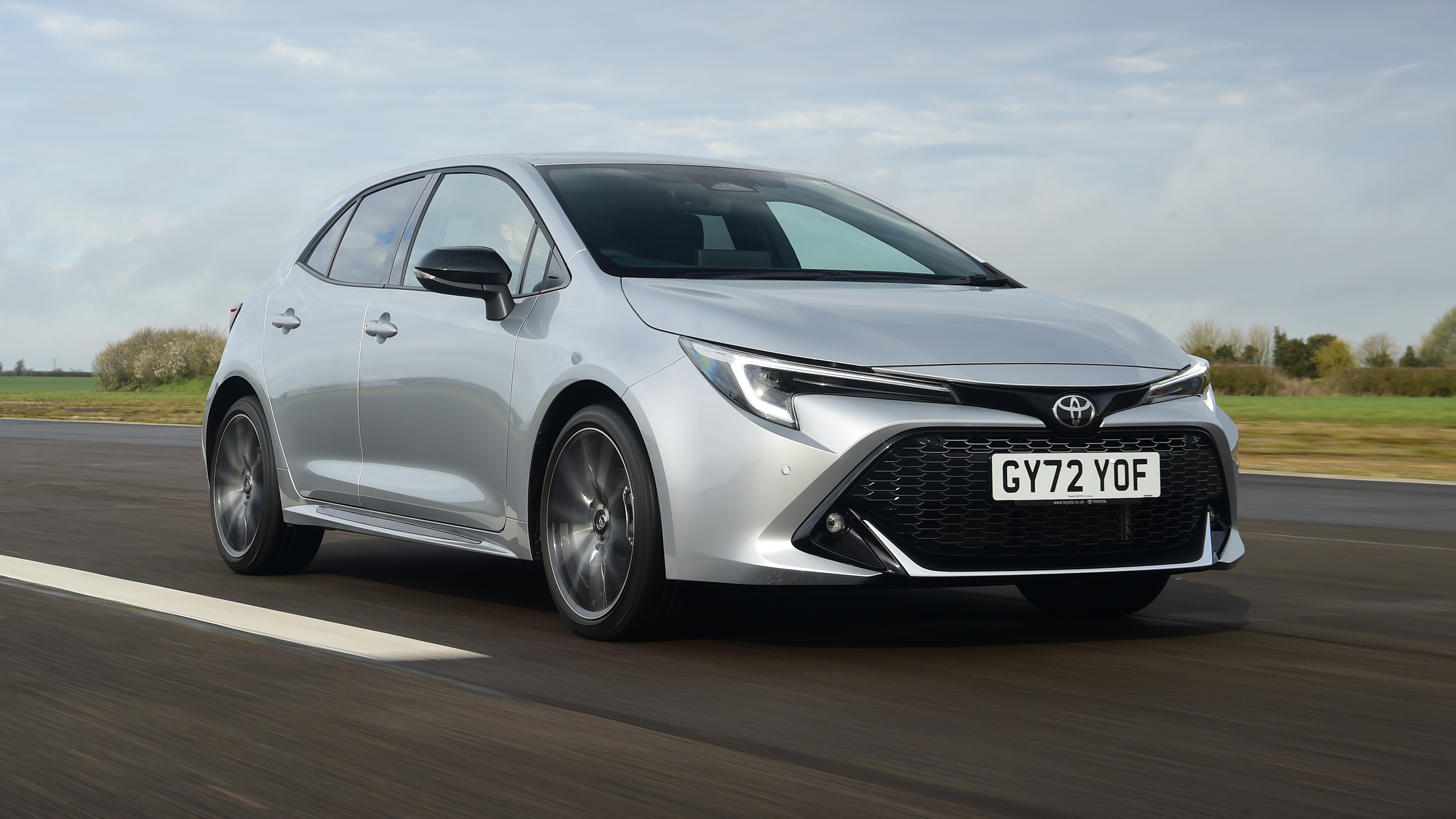 Toyota Corolla - front tracking