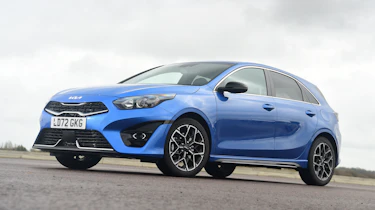 Kia Ceed - front static
