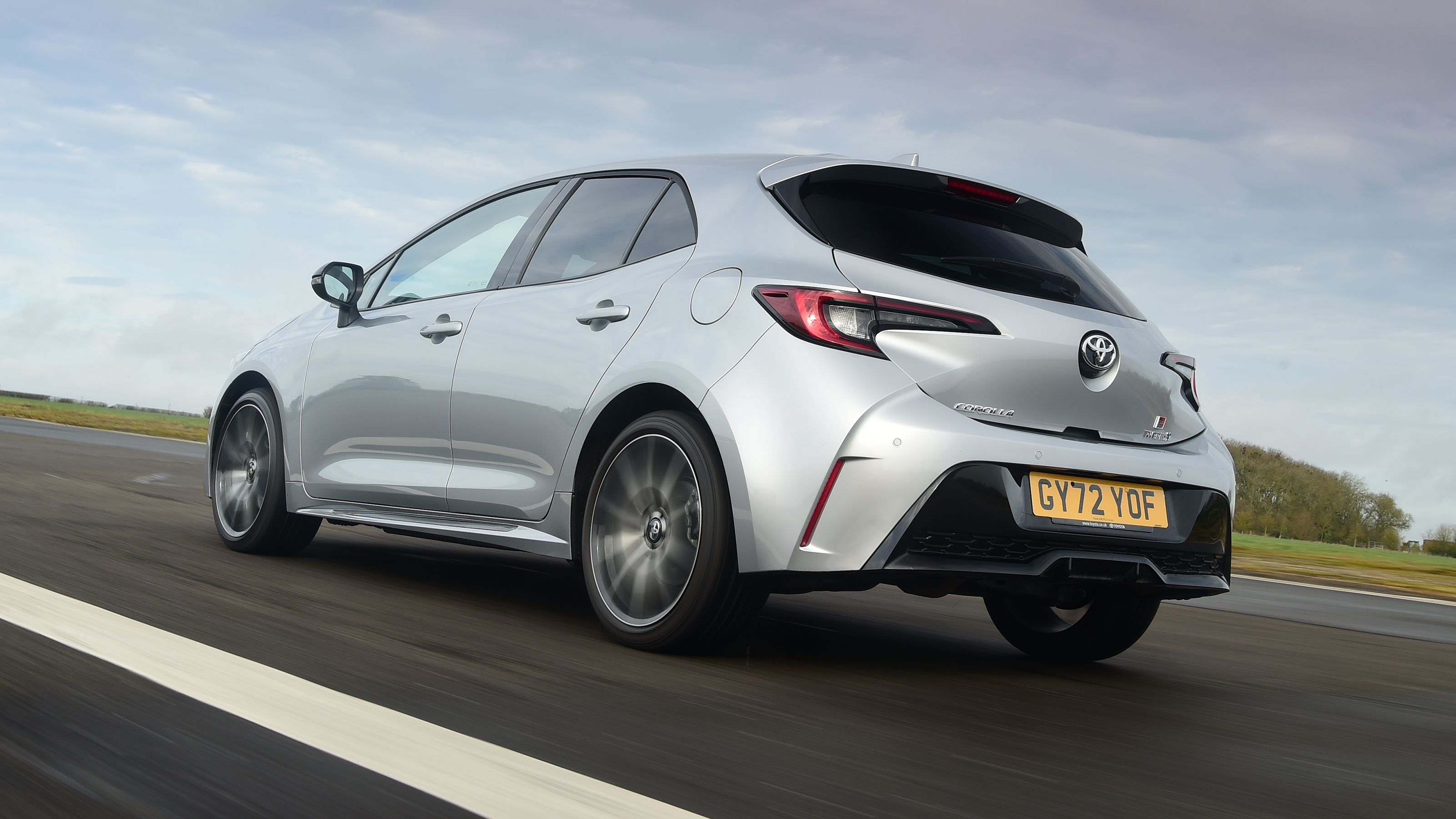 Toyota Corolla - rear tracking